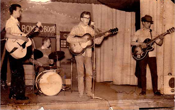 Photo of Wizz on stage with the Wranglers
